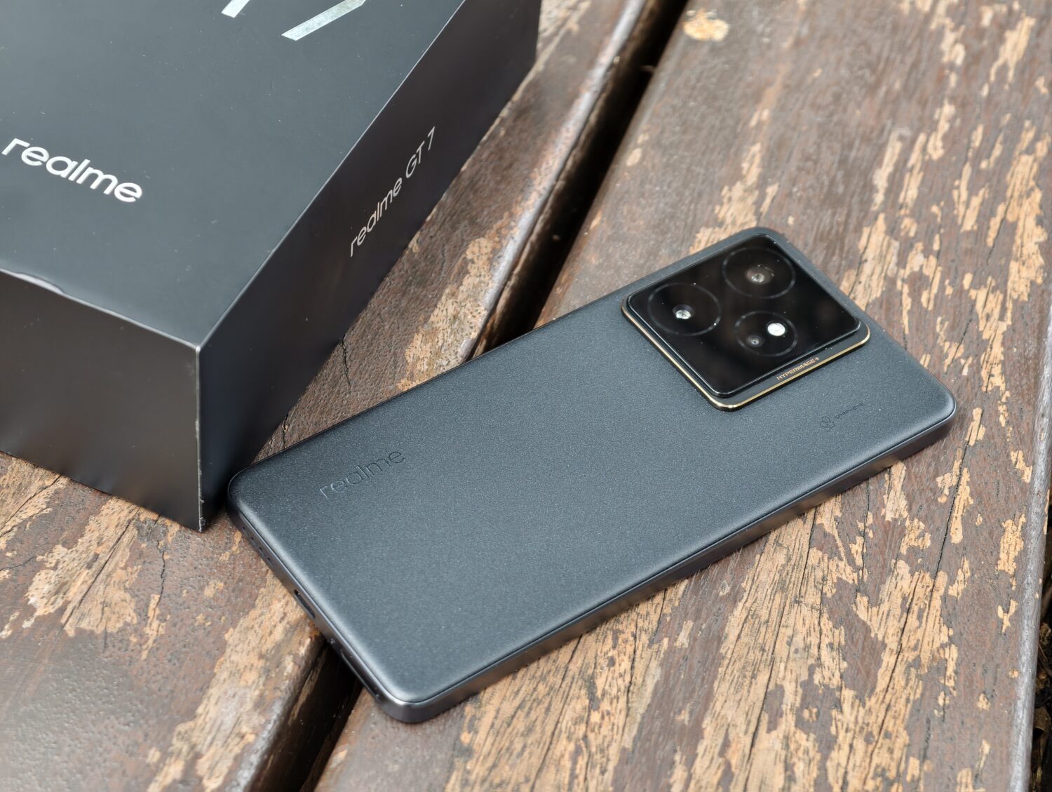 realme GT 7、GT 7T 雙機評測:平價旗艦,連續使用 24 小時超長續航 IMG_20250618_151212-2-1500x1129 realme GT 7、GT 7T 雙機評測:平價旗艦,連續使用 24 小時超長續航 IMG_20250618_151212-2-1500x1129